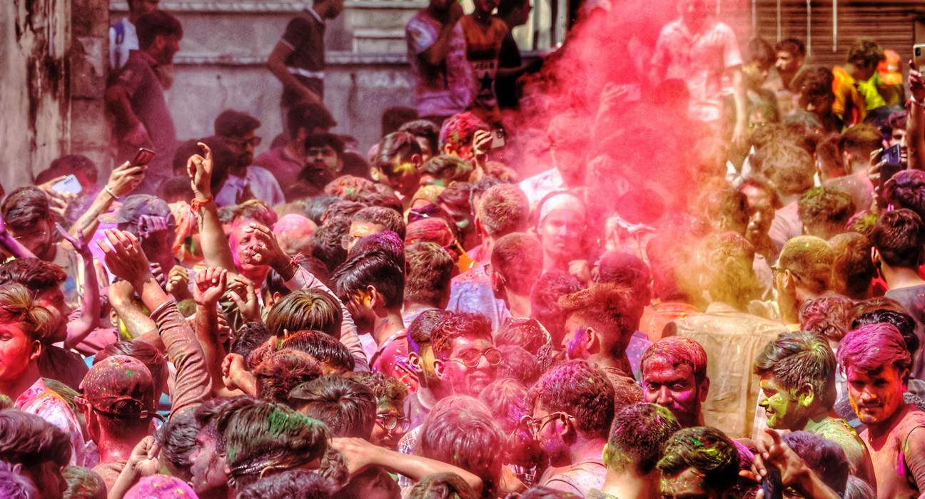 holi celebration in jaipur